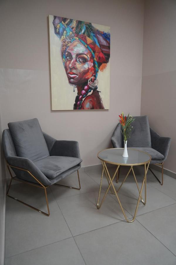 Hotel Astral Abidjan Exterior foto